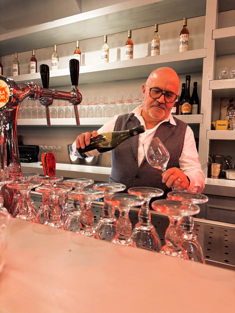 7C8D631E-29C9-4D96-9156-FF582893005F